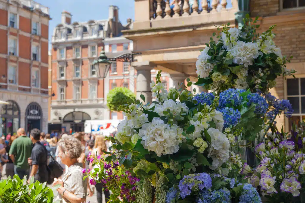 6 Cool Neighbourhoods in London You Ought to Visit Covent Garden.